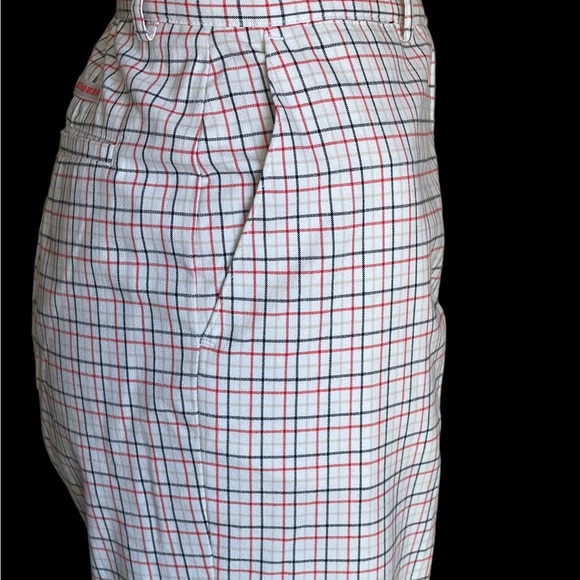 Burberry Pants 
Golf Capri Color: ivory/Red/grey| Size: 8 - Picture 4 of 13